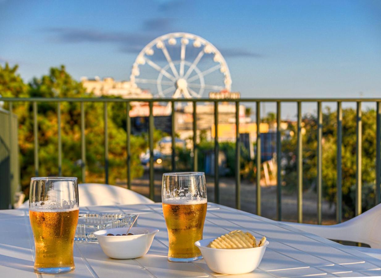 Hotel Paris Λίντο ντι Καμαϊόρε Εξωτερικό φωτογραφία