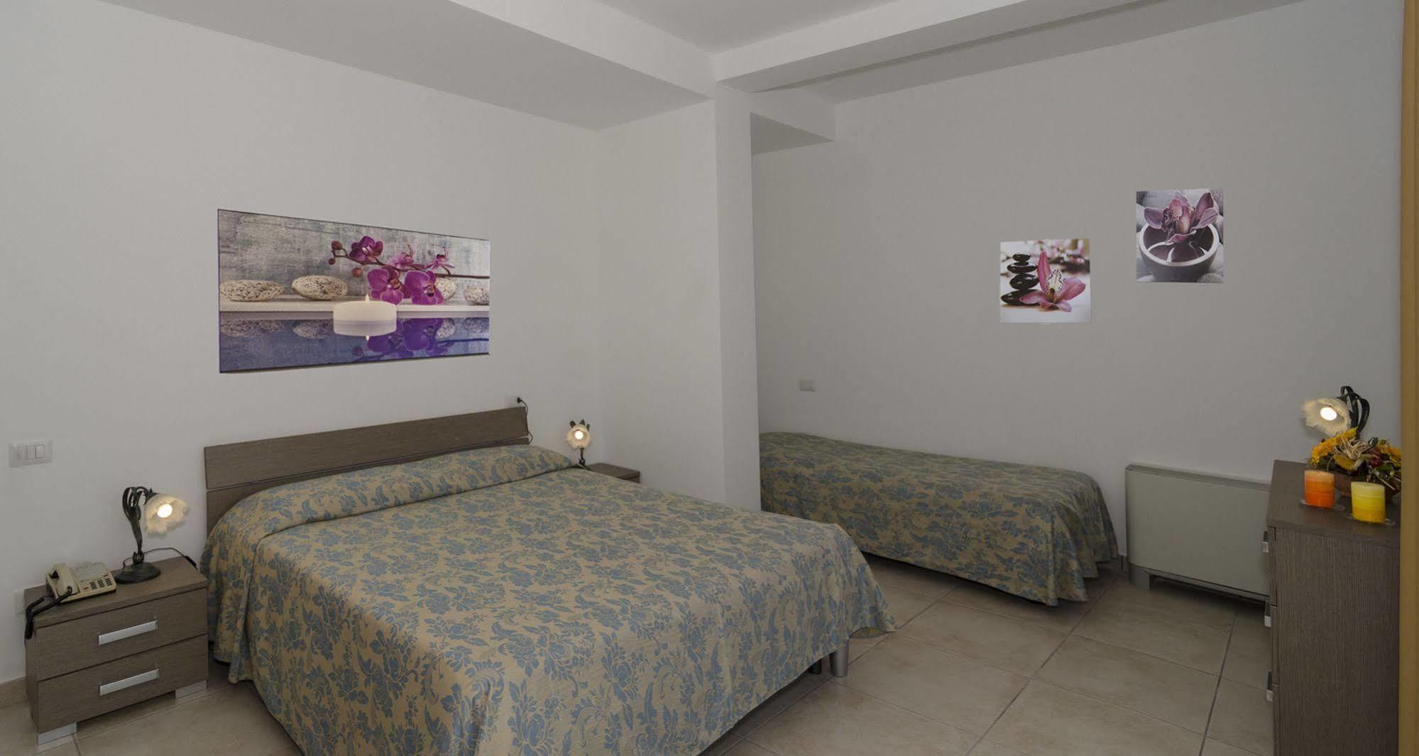 Hotel Paris Λίντο ντι Καμαϊόρε Εξωτερικό φωτογραφία